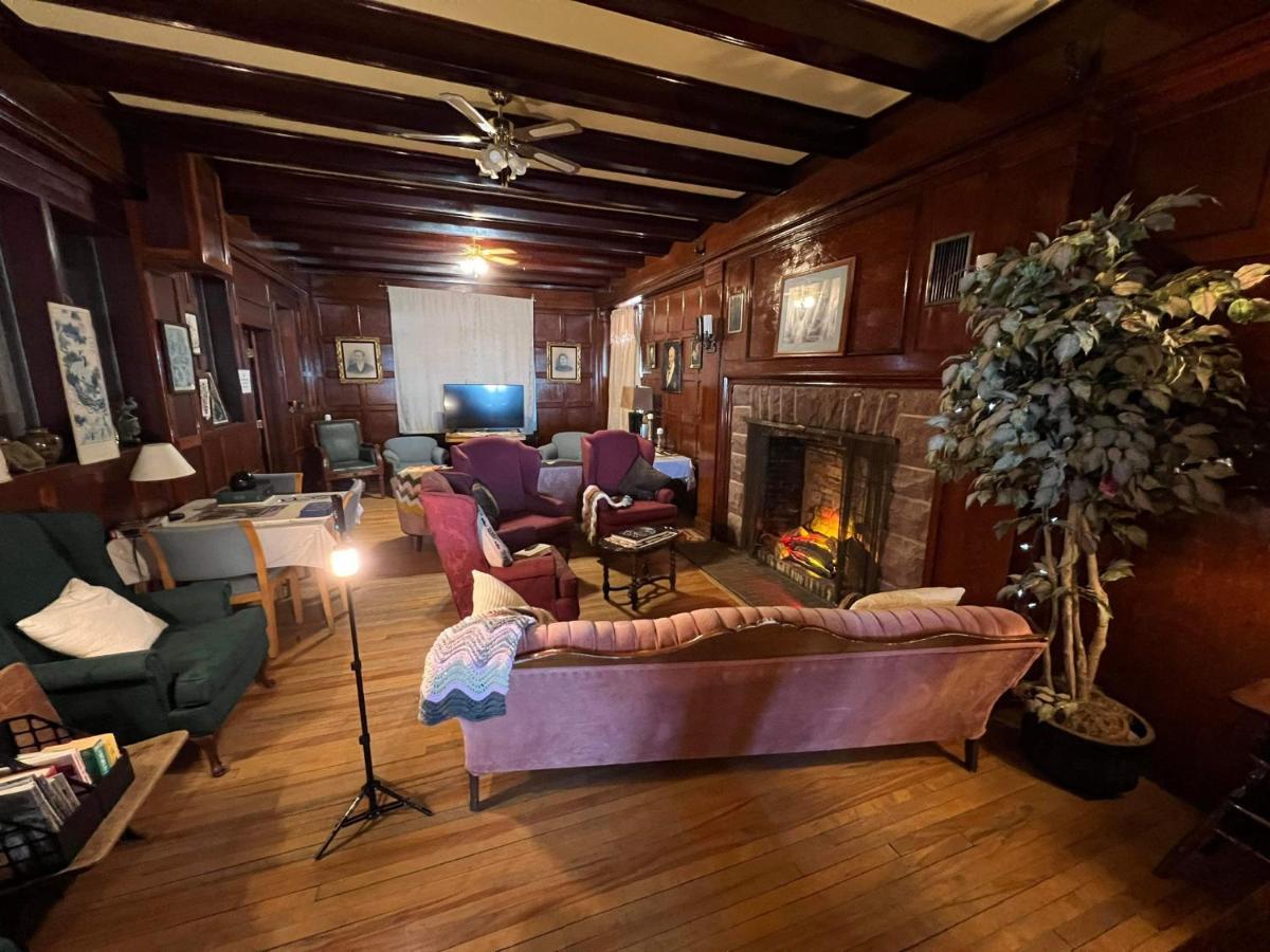 Red Rock Inn 3* Red Rock